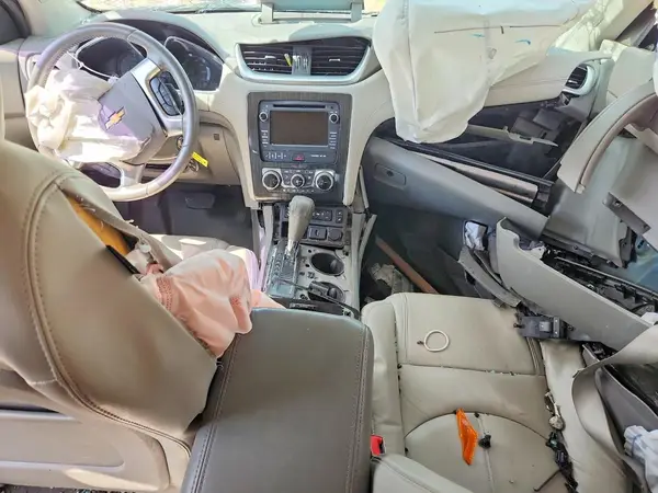 1GNKRHKDXHJ122133 2017 CHEVROLET TRAVERSE - Image 8