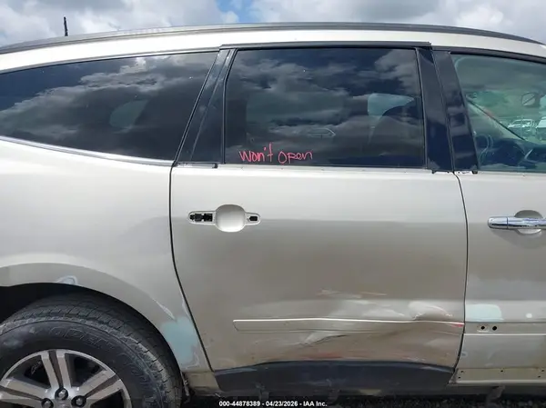 1GNKRHKDXHJ264255 2017 CHEVROLET TRAVERSE - Image 8