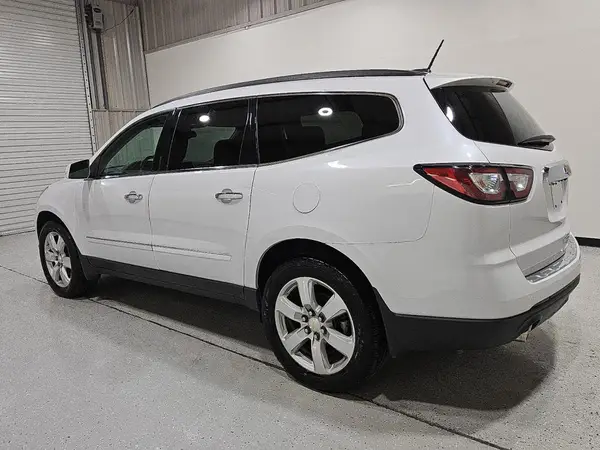 1GNKRJKD1GJ138730 2016 CHEVROLET TRAVERSE - Image 2
