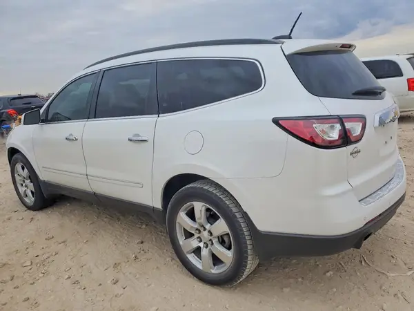 1GNKRJKD1GJ185997 2016 CHEVROLET TRAVERSE - Image 2