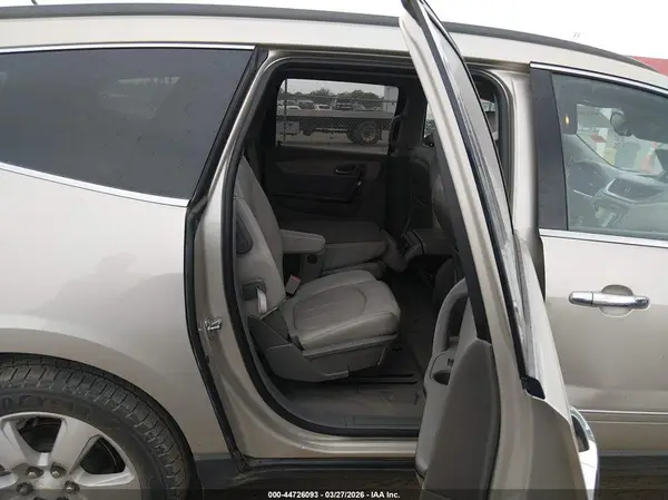 1GNKRJKD1GJ213331 2016 CHEVROLET TRAVERSE - Image 8