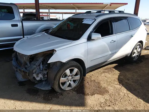 1GNKRJKD2GJ196782 2016 CHEVROLET TRAVERSE - Image 2