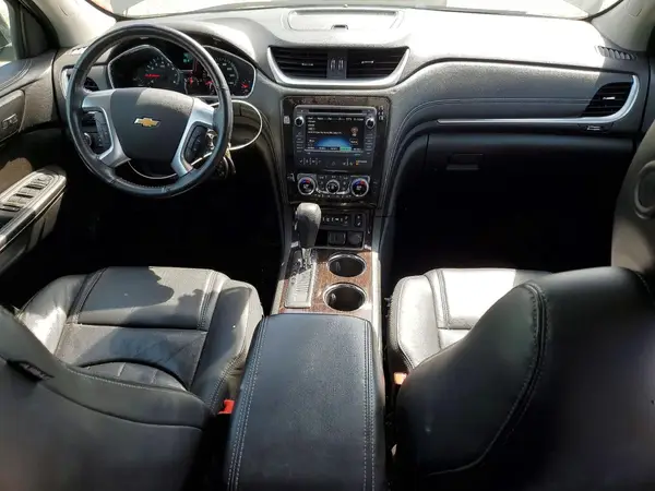 1GNKRJKD2HJ102661 2017 CHEVROLET TRAVERSE - Image 8