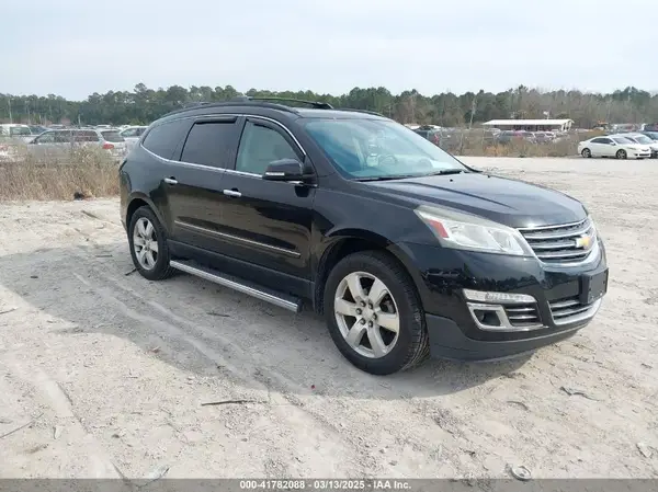 1GNKRJKD2HJ189588 2017 CHEVROLET TRAVERSE - Image 1
