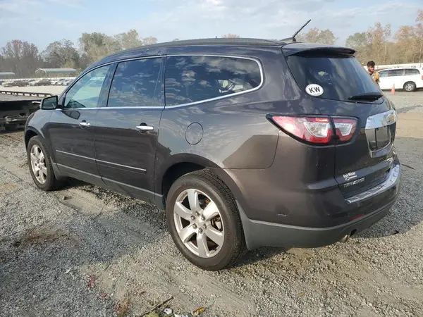 1GNKRJKD2HJ196119 2017 CHEVROLET TRAVERSE - Image 2