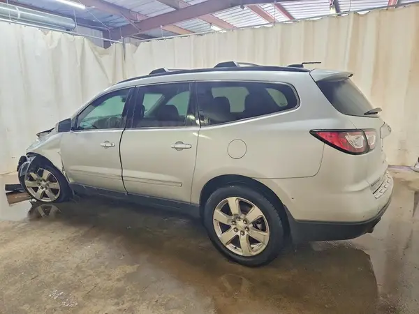 1GNKRJKD3HJ169088 2017 CHEVROLET TRAVERSE - Image 2