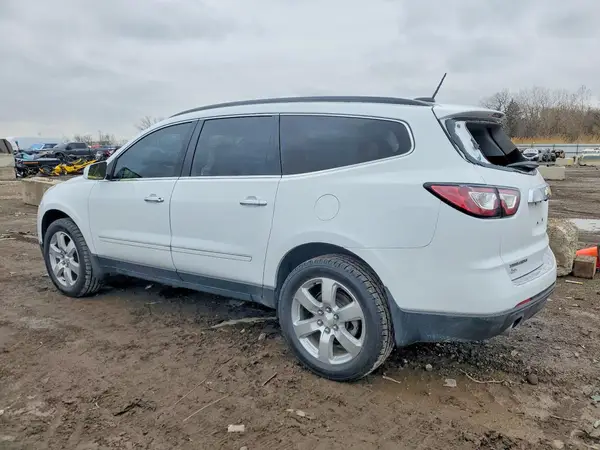 1GNKRJKD3HJ349705 2017 CHEVROLET TRAVERSE - Image 2