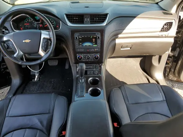 1GNKRJKD4HJ160061 2017 CHEVROLET TRAVERSE - Image 8