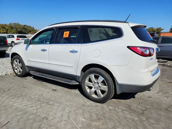 1GNKRJKD5HJ160103 2017 CHEVROLET TRAVERSE - Image 2