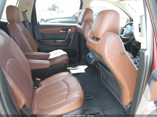 1GNKRJKD5HJ227315 2017 CHEVROLET TRAVERSE - Image 8