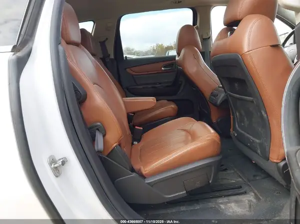 1GNKRJKD6HJ127837 2017 CHEVROLET TRAVERSE - Image 8