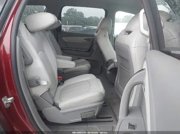 1GNKRJKD6HJ296661 2017 CHEVROLET TRAVERSE - Image 8