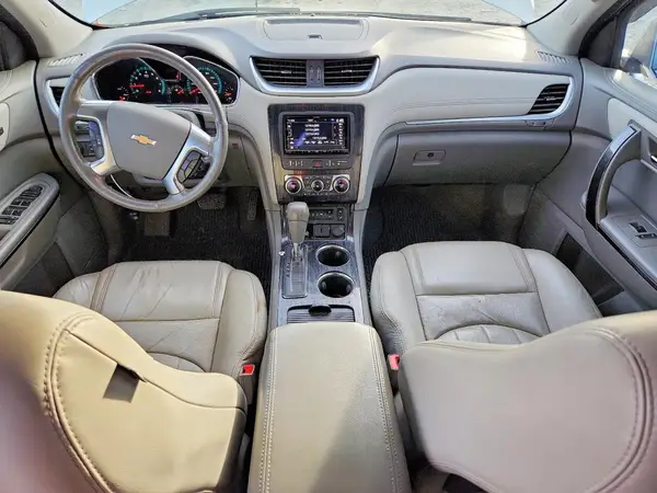 1GNKRJKD7HJ113817 2017 CHEVROLET TRAVERSE - Image 8