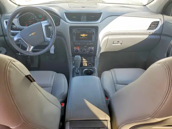 1GNKRJKD7HJ117950 2017 CHEVROLET TRAVERSE - Image 8