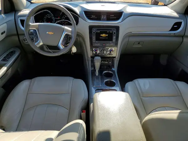 1GNKRJKD7HJ181180 2017 CHEVROLET TRAVERSE - Image 8