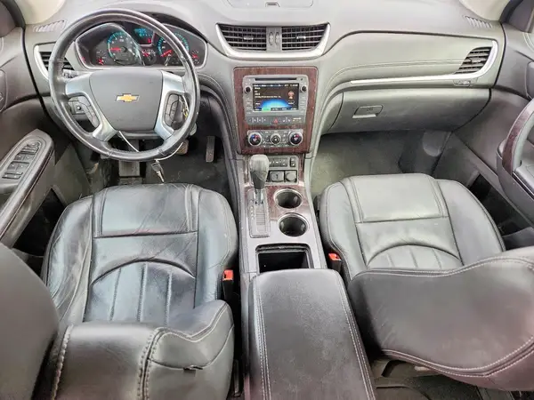 1GNKRJKD7HJ181860 2017 CHEVROLET TRAVERSE - Image 8