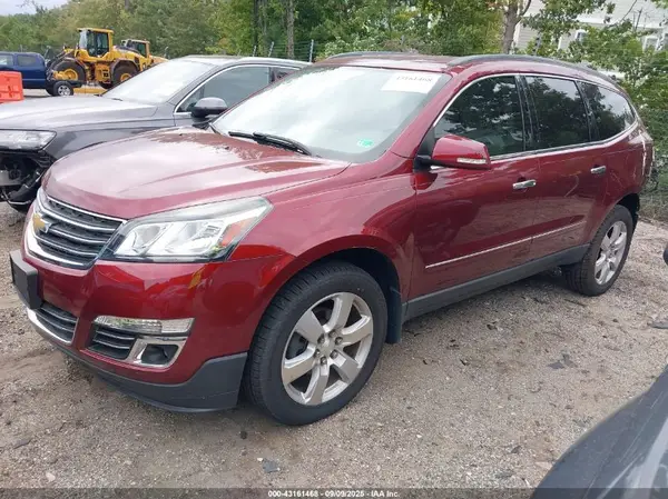 1GNKRJKD7HJ251180 2017 CHEVROLET TRAVERSE - Image 2