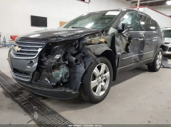 1GNKRJKD8GJ167092 2016 CHEVROLET TRAVERSE - Image 2