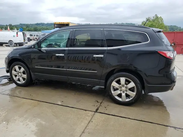 1GNKRJKD8HJ154554 2017 CHEVROLET TRAVERSE - Image 2