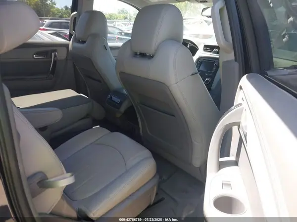 1GNKRJKD8HJ199039 2017 CHEVROLET TRAVERSE - Image 8
