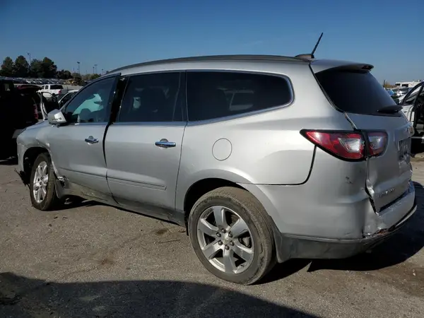 1GNKRJKD8HJ334357 2017 CHEVROLET TRAVERSE - Image 2