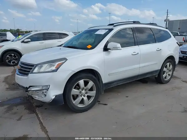 1GNKRJKD9HJ209884 2017 CHEVROLET TRAVERSE - Image 2
