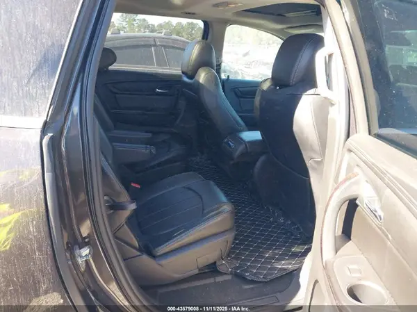 1GNKRJKD9HJ235028 2017 CHEVROLET TRAVERSE - Image 8