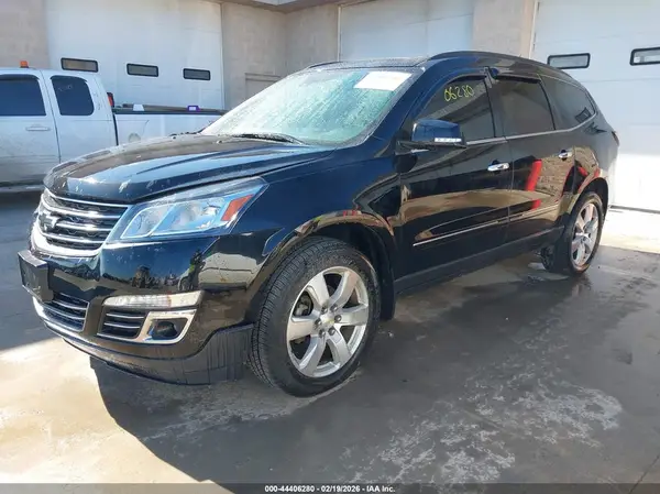 1GNKRJKDXGJ263676 2016 CHEVROLET TRAVERSE - Image 2