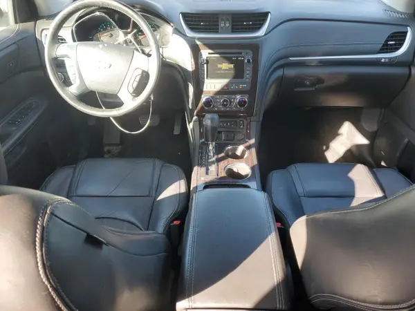 1GNKRJKDXHJ151767 2017 CHEVROLET TRAVERSE - Image 8