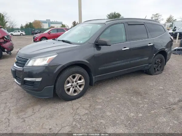 1GNKVFED1GJ208358 2016 CHEVROLET TRAVERSE - Image 2