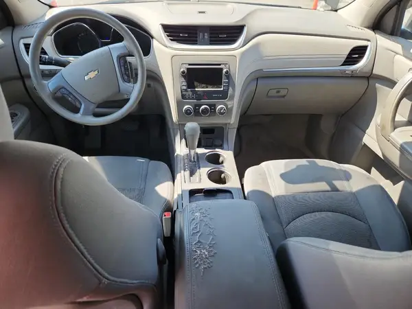 1GNKVFED1HJ306534 2017 CHEVROLET TRAVERSE - Image 8