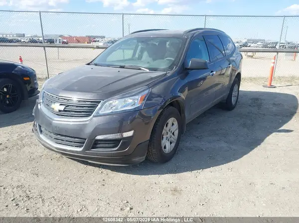 1GNKVFED1HJ328176 2017 CHEVROLET TRAVERSE - Image 2