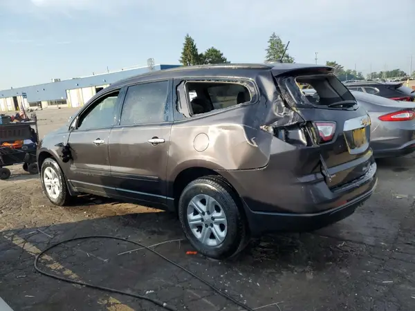 1GNKVFED2GJ232247 2016 CHEVROLET TRAVERSE - Image 2