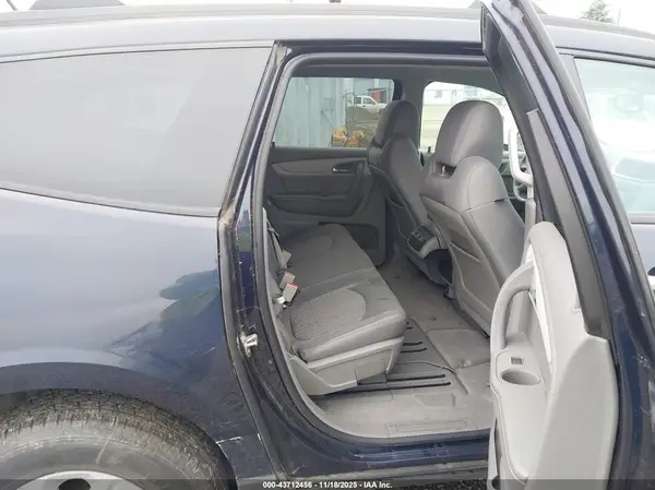 1GNKVFED2GJ323423 2016 CHEVROLET TRAVERSE - Image 8