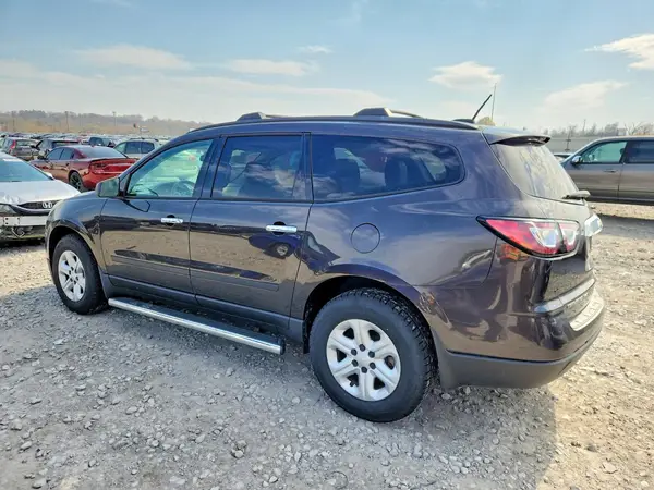 1GNKVFED2HJ139763 2017 CHEVROLET TRAVERSE - Image 2