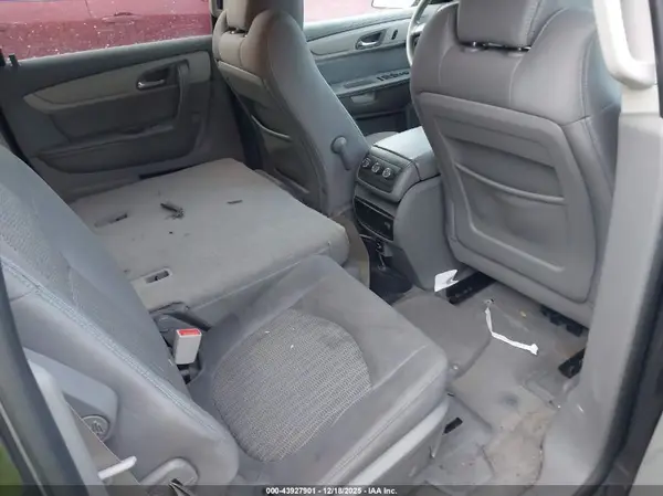 1GNKVFED2HJ139827 2017 CHEVROLET TRAVERSE - Image 8