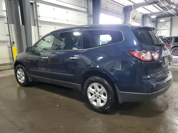 1GNKVFED2HJ155266 2017 CHEVROLET TRAVERSE - Image 2