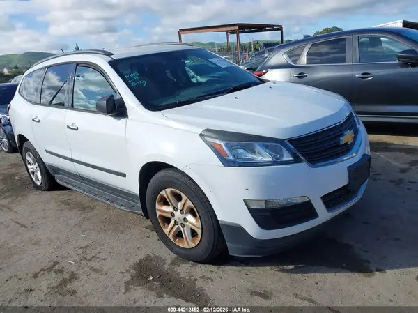 1GNKVFED2HJ165991 2017 CHEVROLET TRAVERSE - Image 1