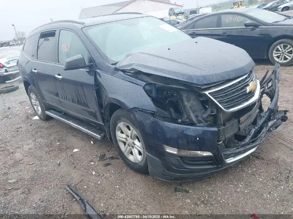 1GNKVFED2HJ256047 2017 CHEVROLET TRAVERSE - Image 1