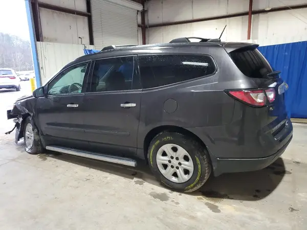 1GNKVFED3HJ156880 2017 CHEVROLET TRAVERSE - Image 2