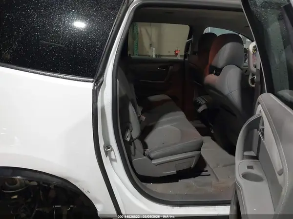 1GNKVFED3HJ220268 2017 CHEVROLET TRAVERSE - Image 8