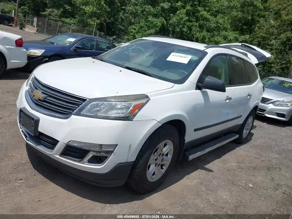 1GNKVFED4GJ232329 2016 CHEVROLET TRAVERSE - Image 2