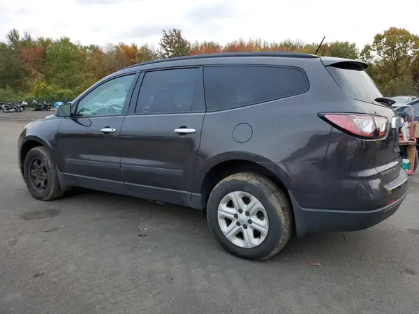 1GNKVFED4HJ135083 2017 CHEVROLET TRAVERSE - Image 2