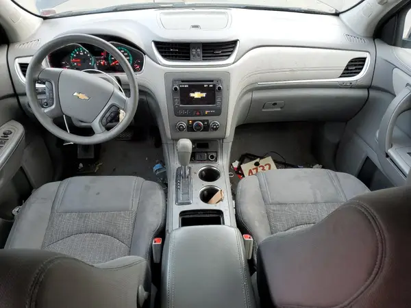 1GNKVFED4HJ135083 2017 CHEVROLET TRAVERSE - Image 8