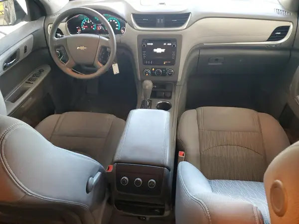 1GNKVFED4HJ240285 2017 CHEVROLET TRAVERSE - Image 8