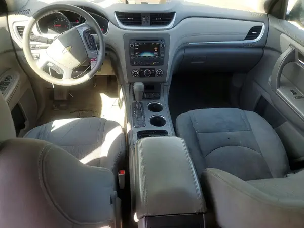 1GNKVFED4HJ327734 2017 CHEVROLET TRAVERSE - Image 8