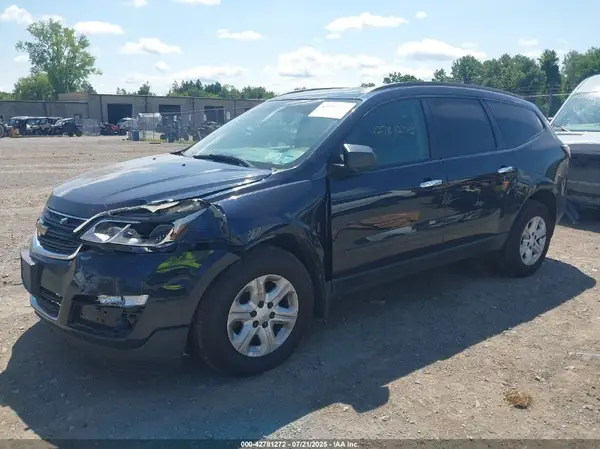 1GNKVFED5GJ194187 2016 CHEVROLET TRAVERSE - Image 2