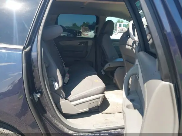 1GNKVFED5GJ194187 2016 CHEVROLET TRAVERSE - Image 8