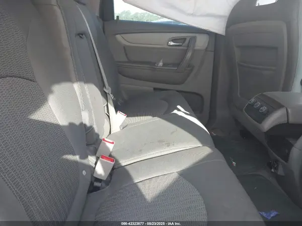 1GNKVFED5HJ185796 2017 CHEVROLET TRAVERSE - Image 8