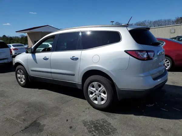 1GNKVFED5HJ190111 2017 CHEVROLET TRAVERSE - Image 2